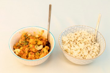 Kip tikka masala met komijnrijst